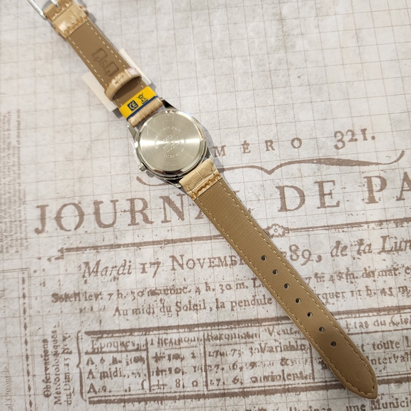 Ladies watch - Picture 3 of 4